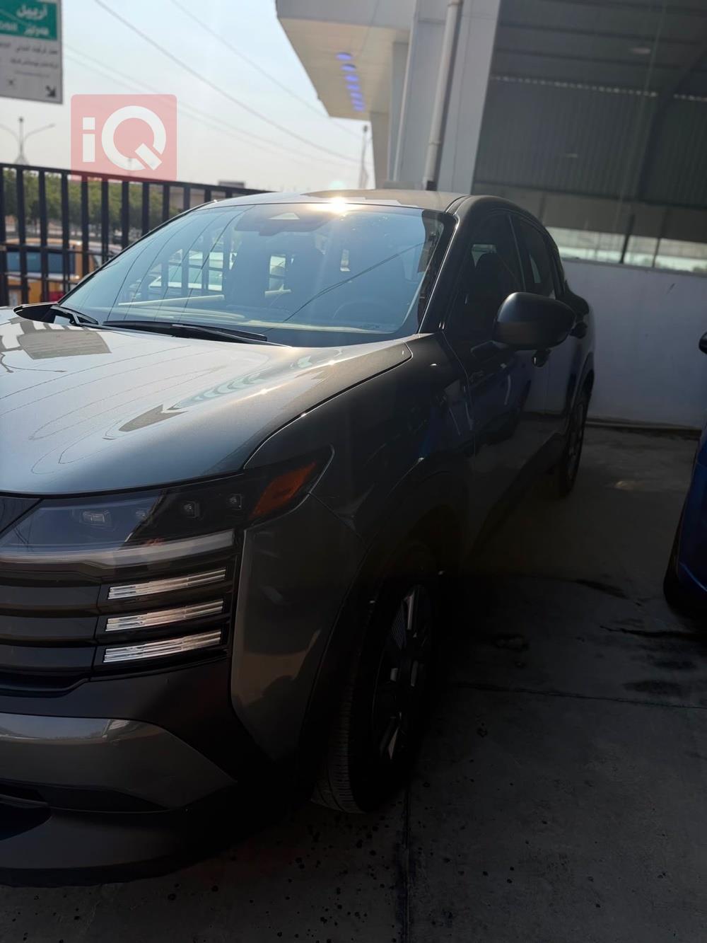 نيسان كيكس